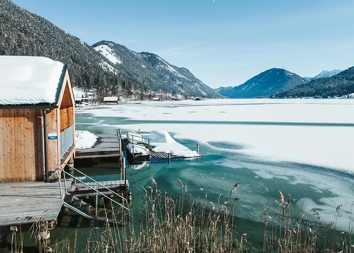 Regitnig - 4 Sterne Hotel Und Chalets